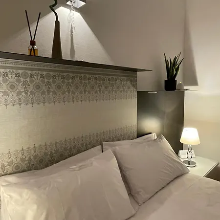 La Dei Cristalli - *